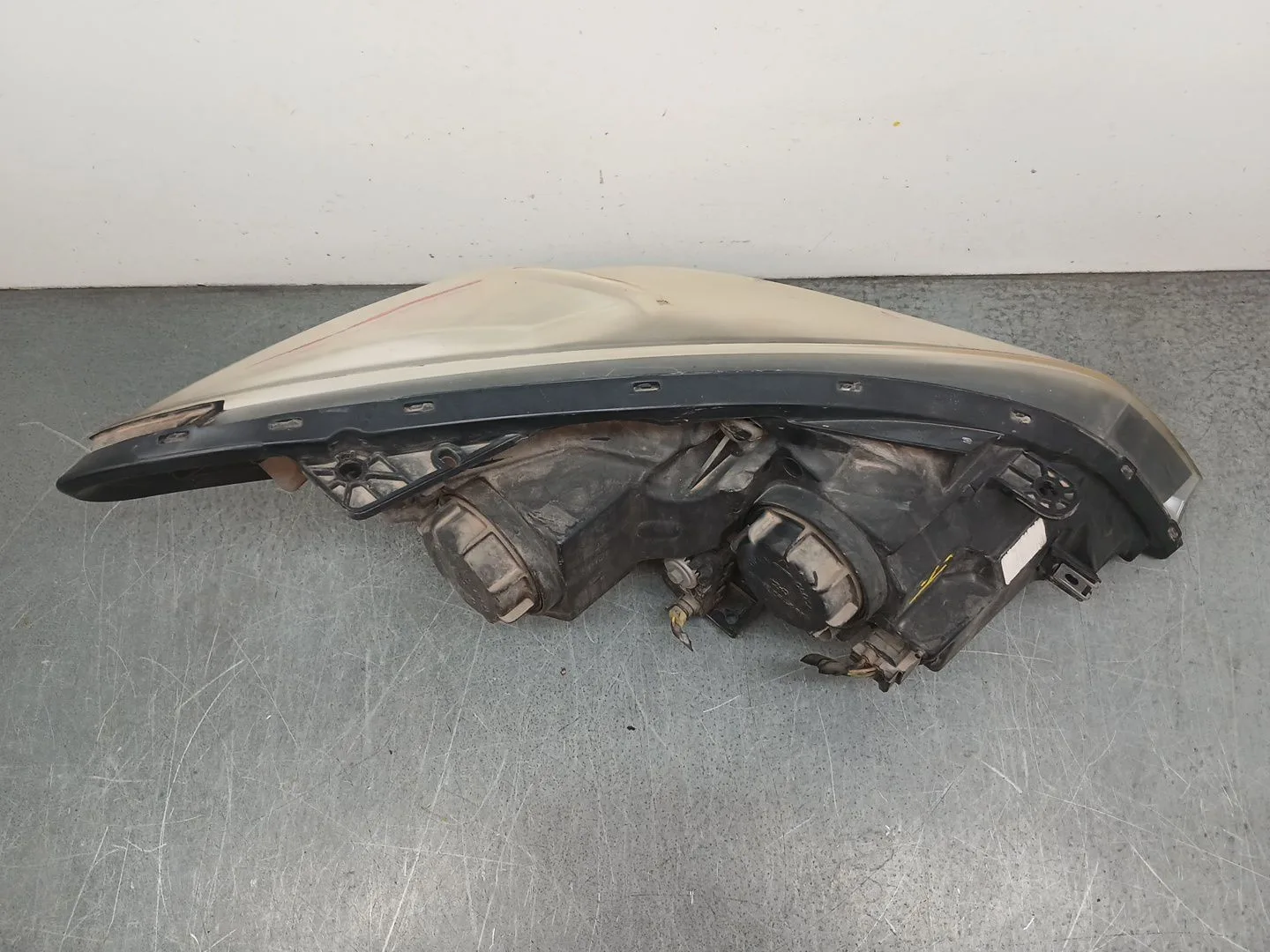 Faro Izquierdo para Kia Cee'd Hatchback (Ed)