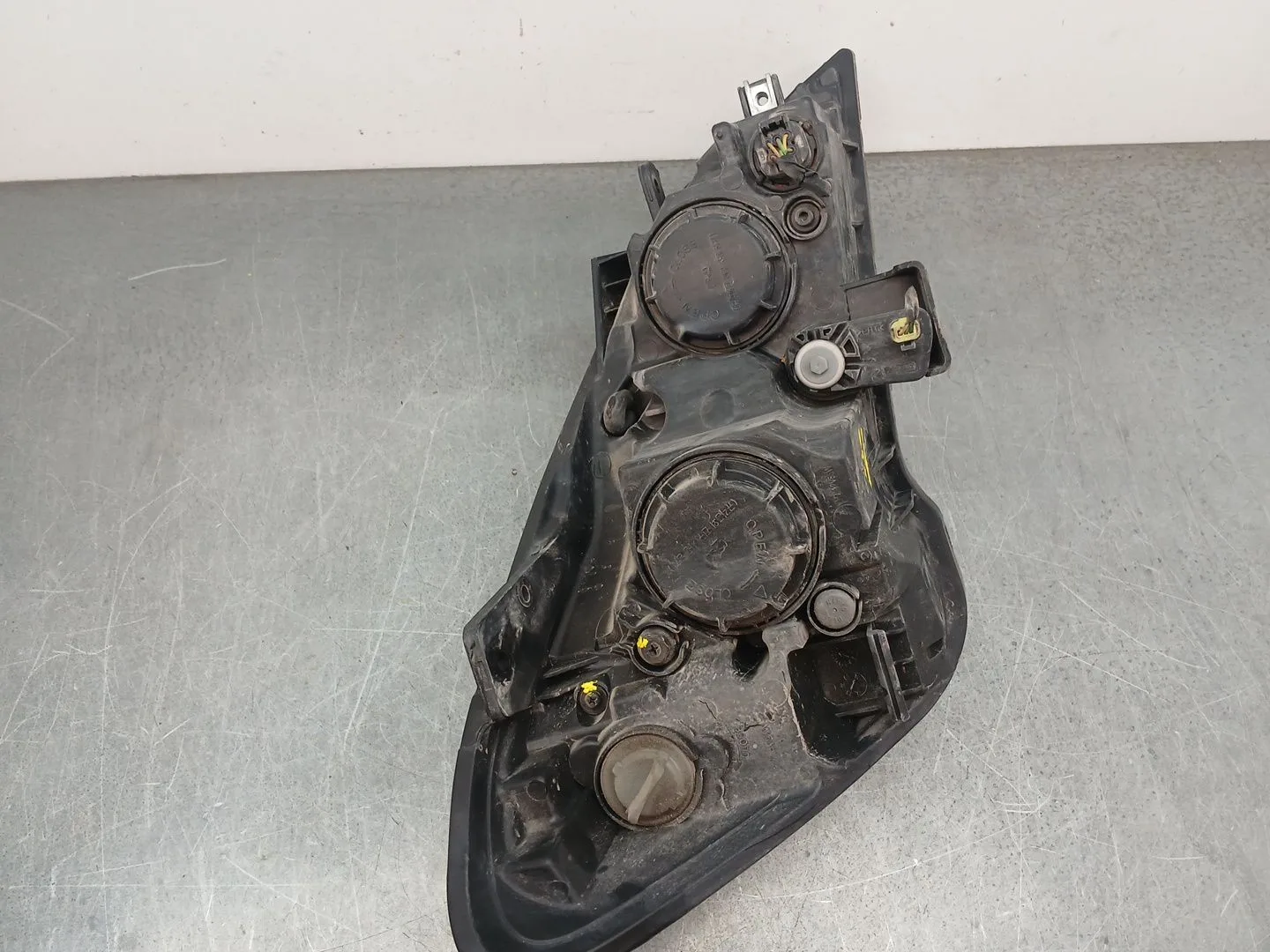 Faro Izquierdo para Kia Cee'd Hatchback (Ed)