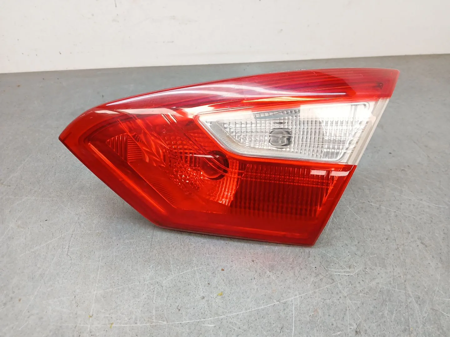 Piloto Trasero Derecho Interior para Ford Focus Iii Sedan