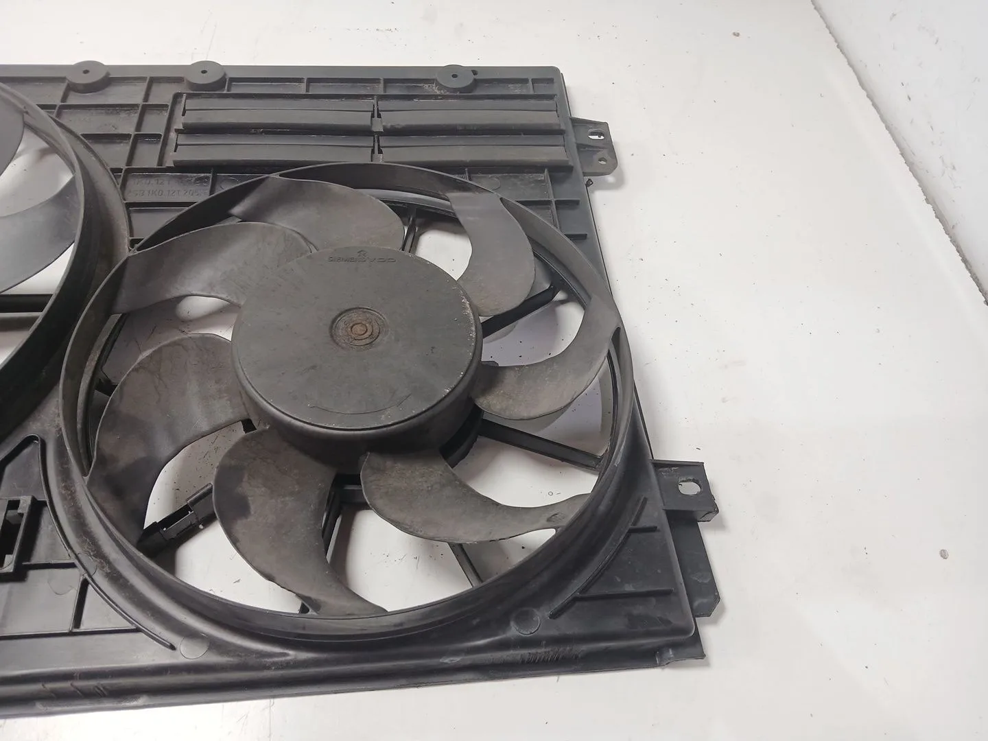 Electroventilador para Volkswagen Passat B6 (3C2)