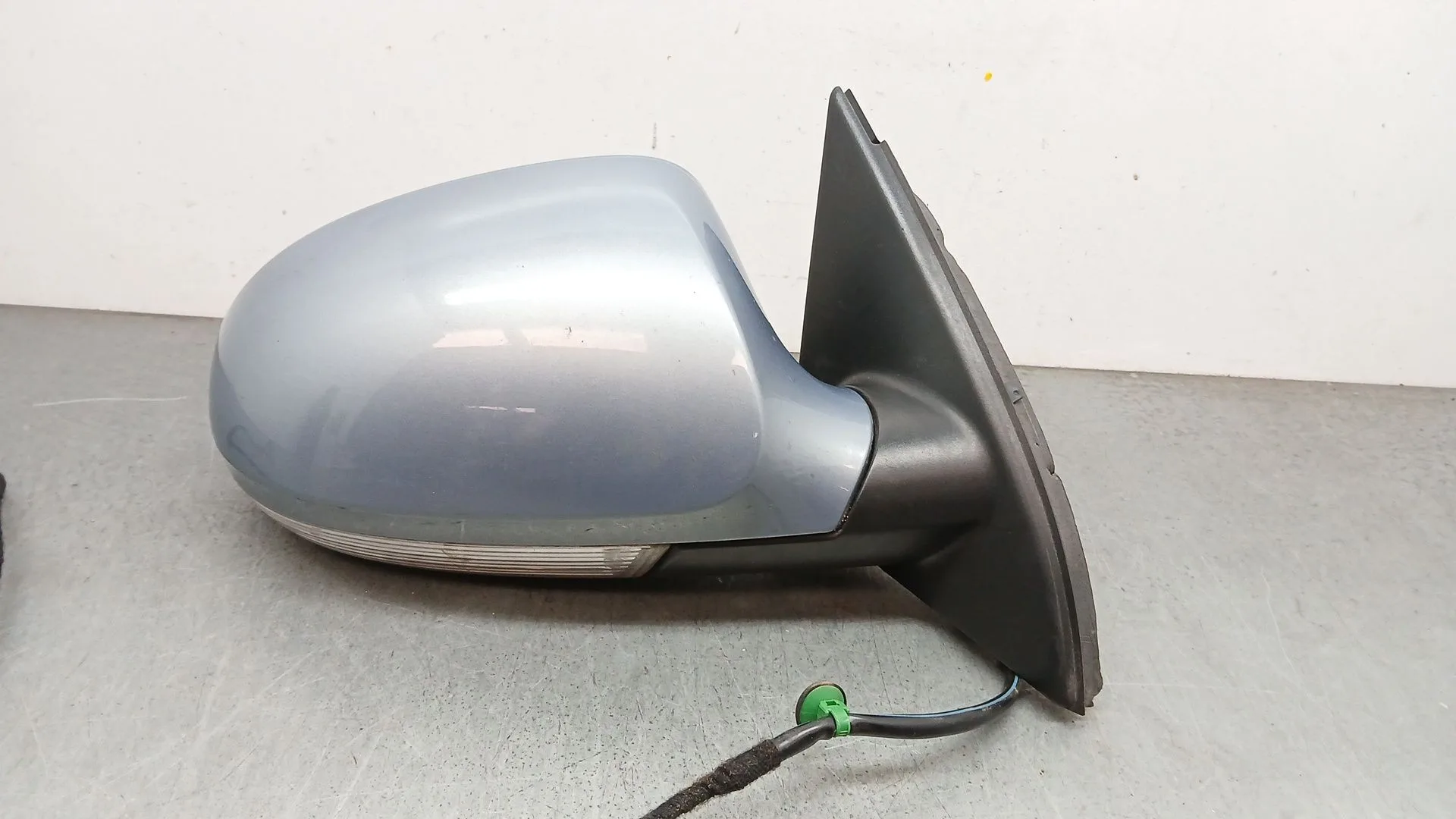 Retrovisor Derecho para Volkswagen Passat B6 (3C2)