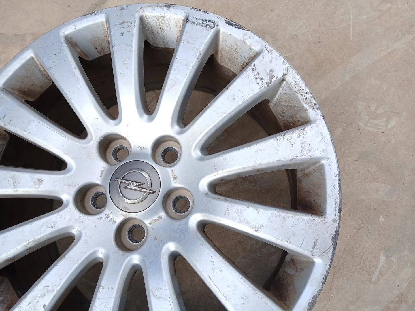 Llanta Delantera Derecha para Opel Insignia A (G09)