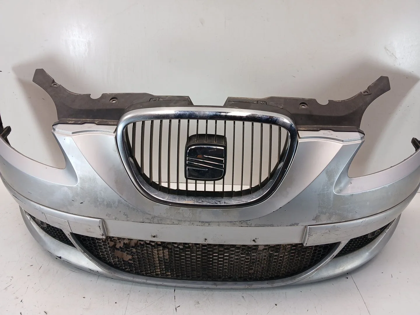 Paragolpes Delantero para Seat Toledo Iii (5P2)