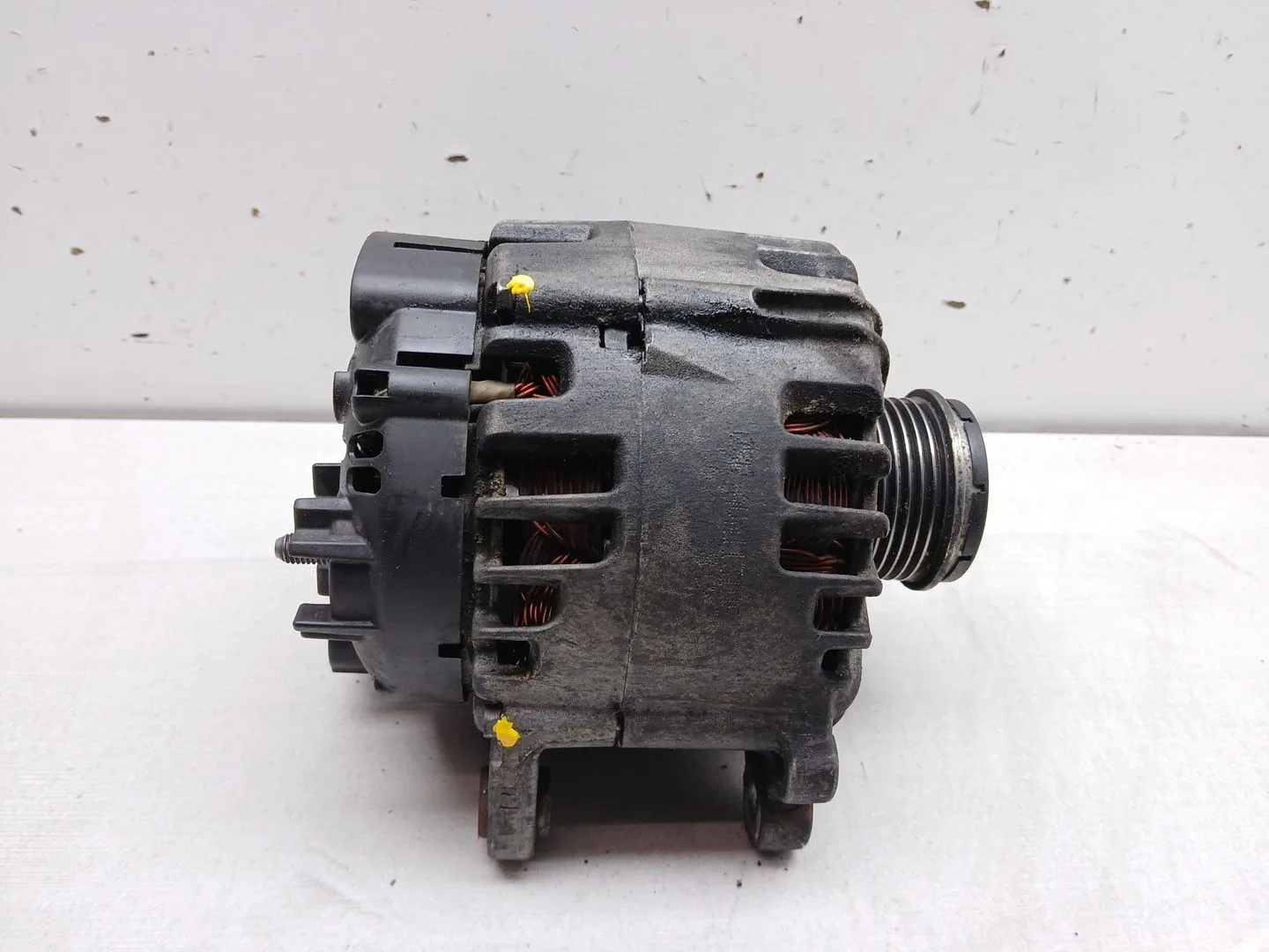 Alternador para Audi A5 (8T3)