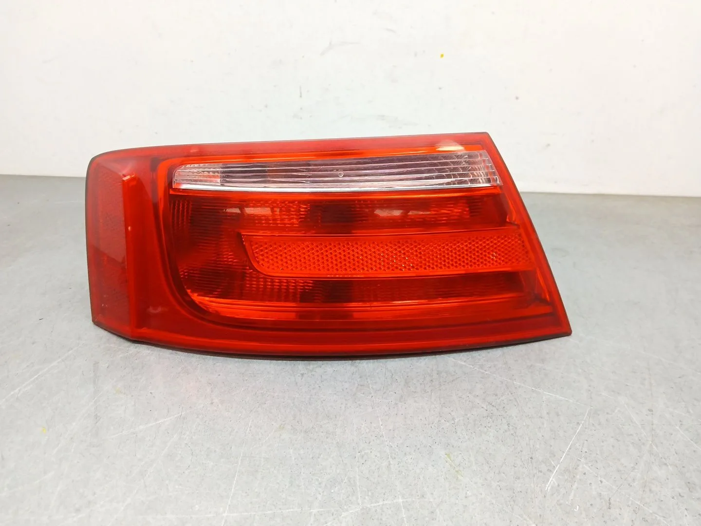 Piloto Trasero Izquierdo para Audi A5 (8T3)