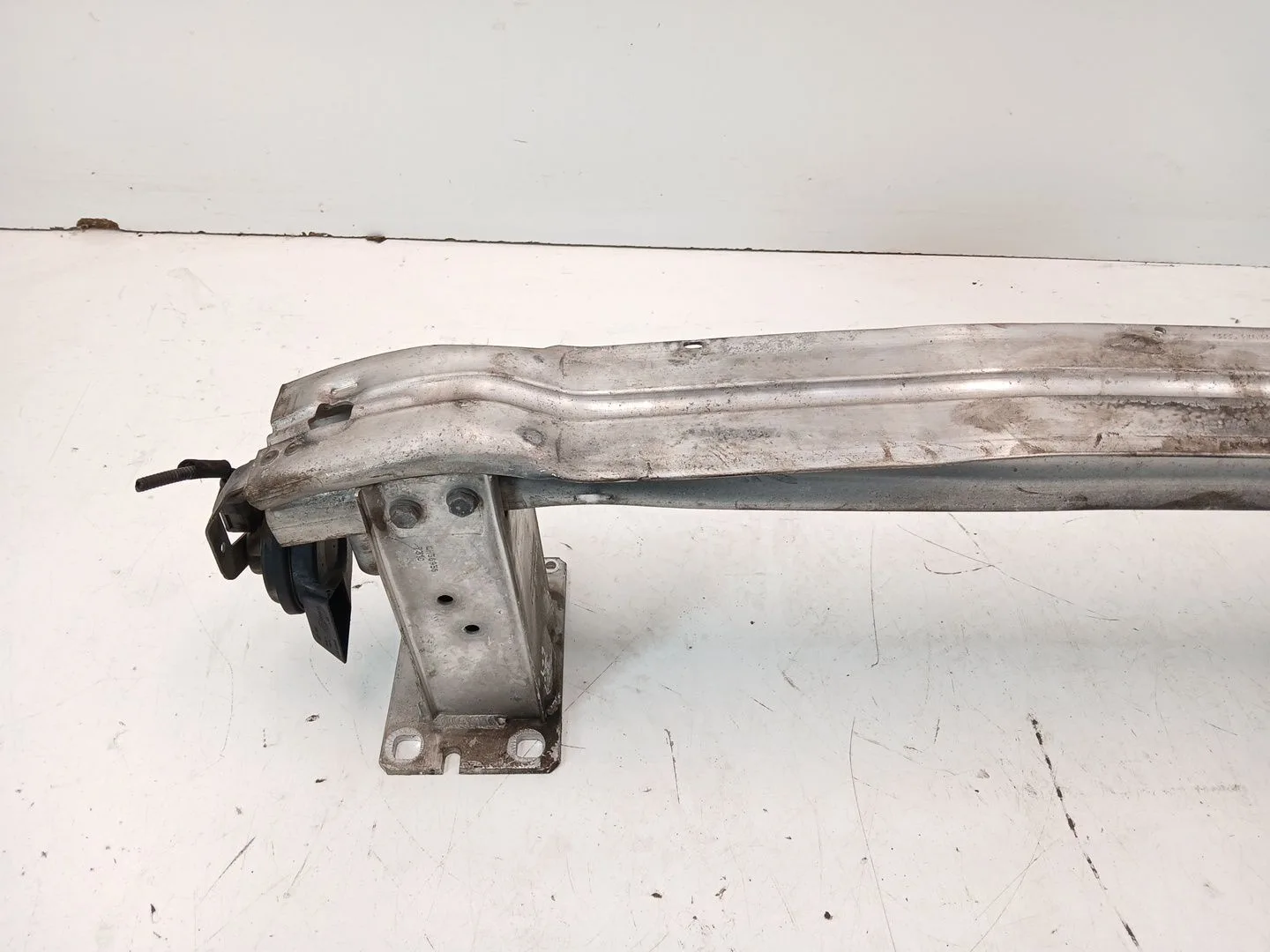 Refuerzo Paragolpes Delantero para Audi A5 (8T3)