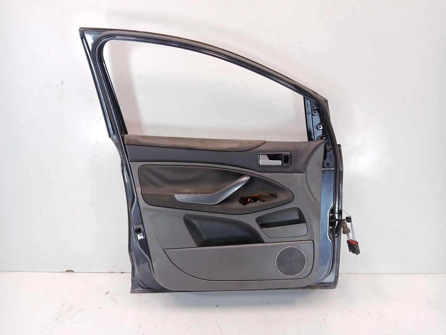 Puerta Delantera Izquierda para Ford Kuga I