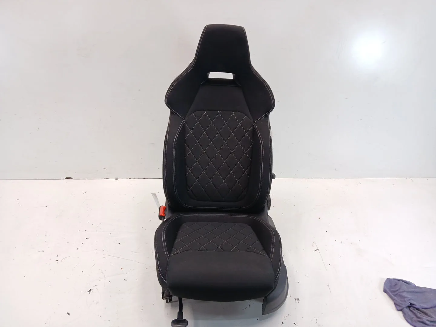 Asiento Delantero Izquierdo para Skoda Karoq (Nu7, Nd7)