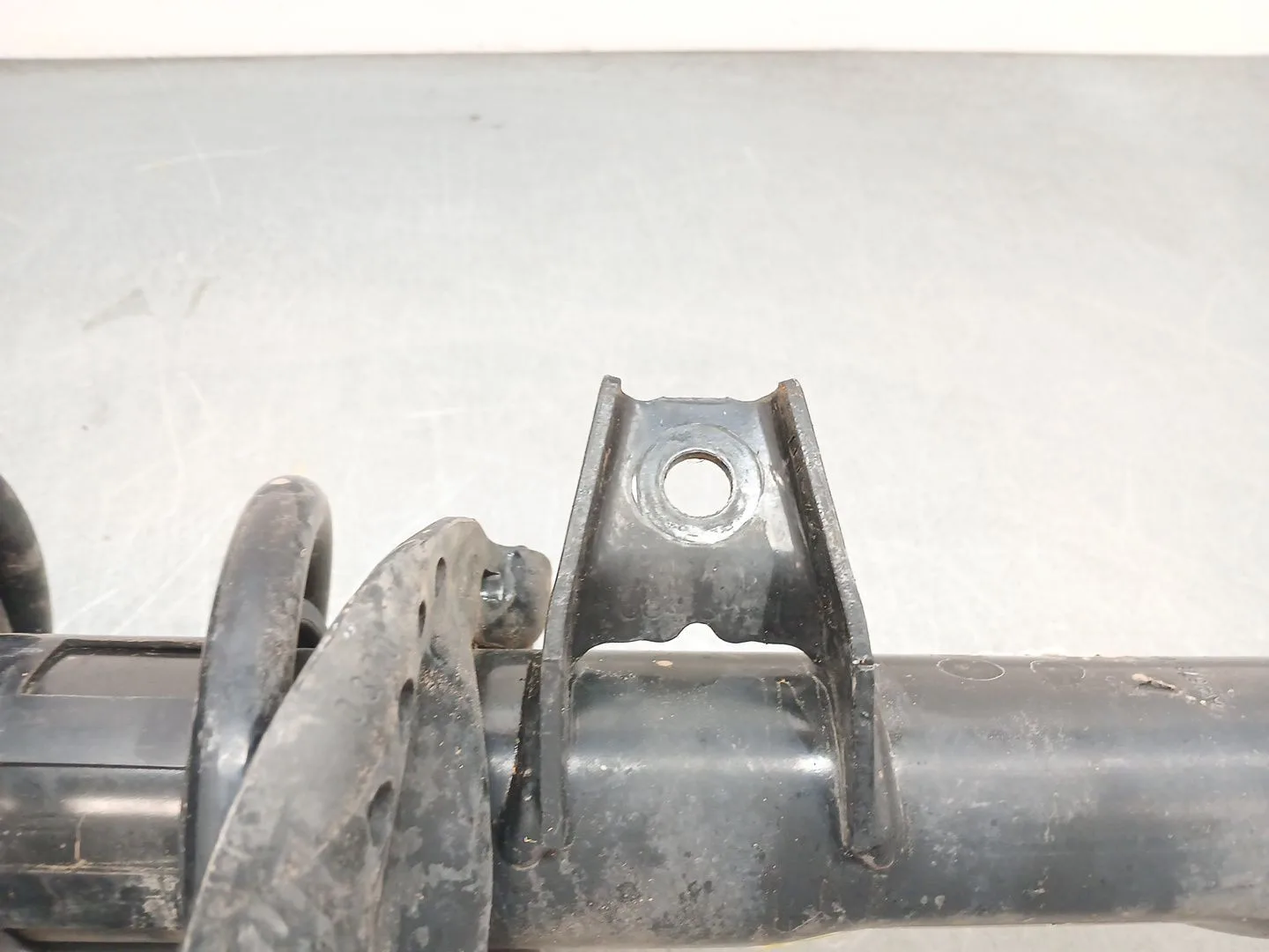 Amortiguador Delantero Izquierdo para Skoda Karoq (Nu7, Nd7)