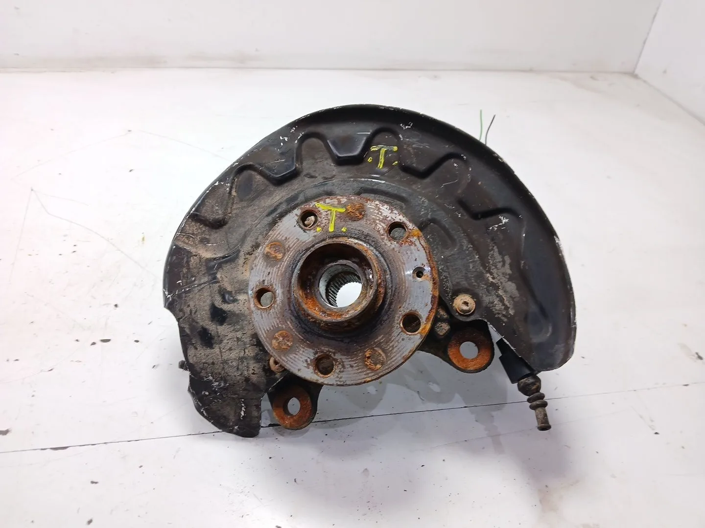 Mangueta Delantera Izquierda para Skoda Karoq (Nu7, Nd7)