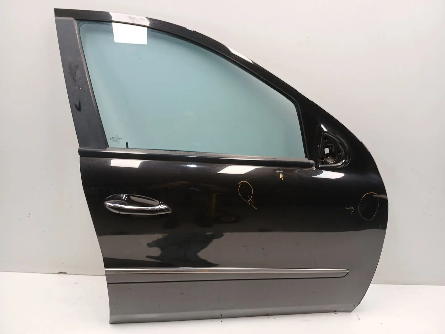 Puerta Delantera Derecha para Mercedes-Benz Clase M (W164)