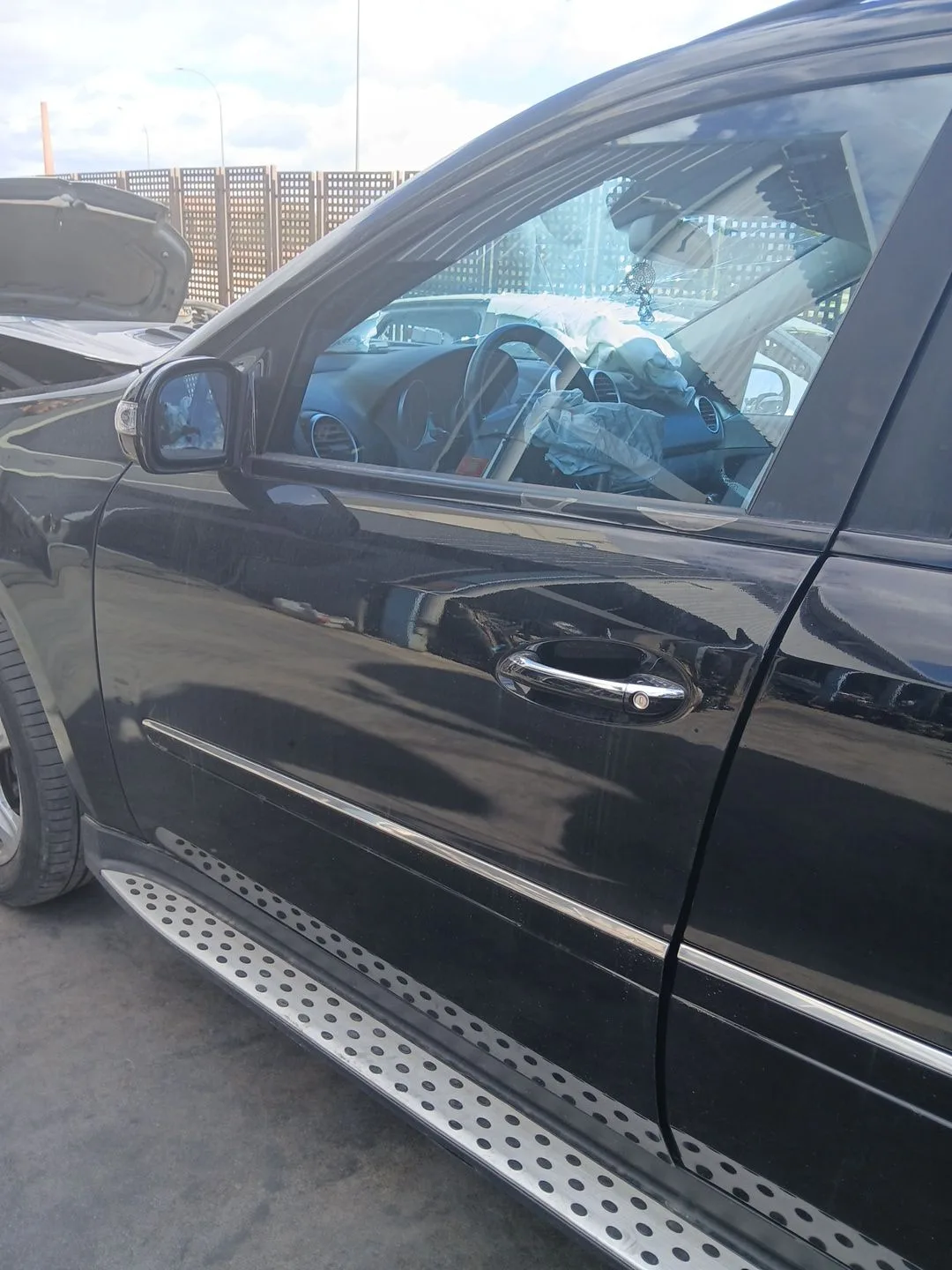 Puerta Delantera Izquierda para Mercedes-Benz Clase M (W164)