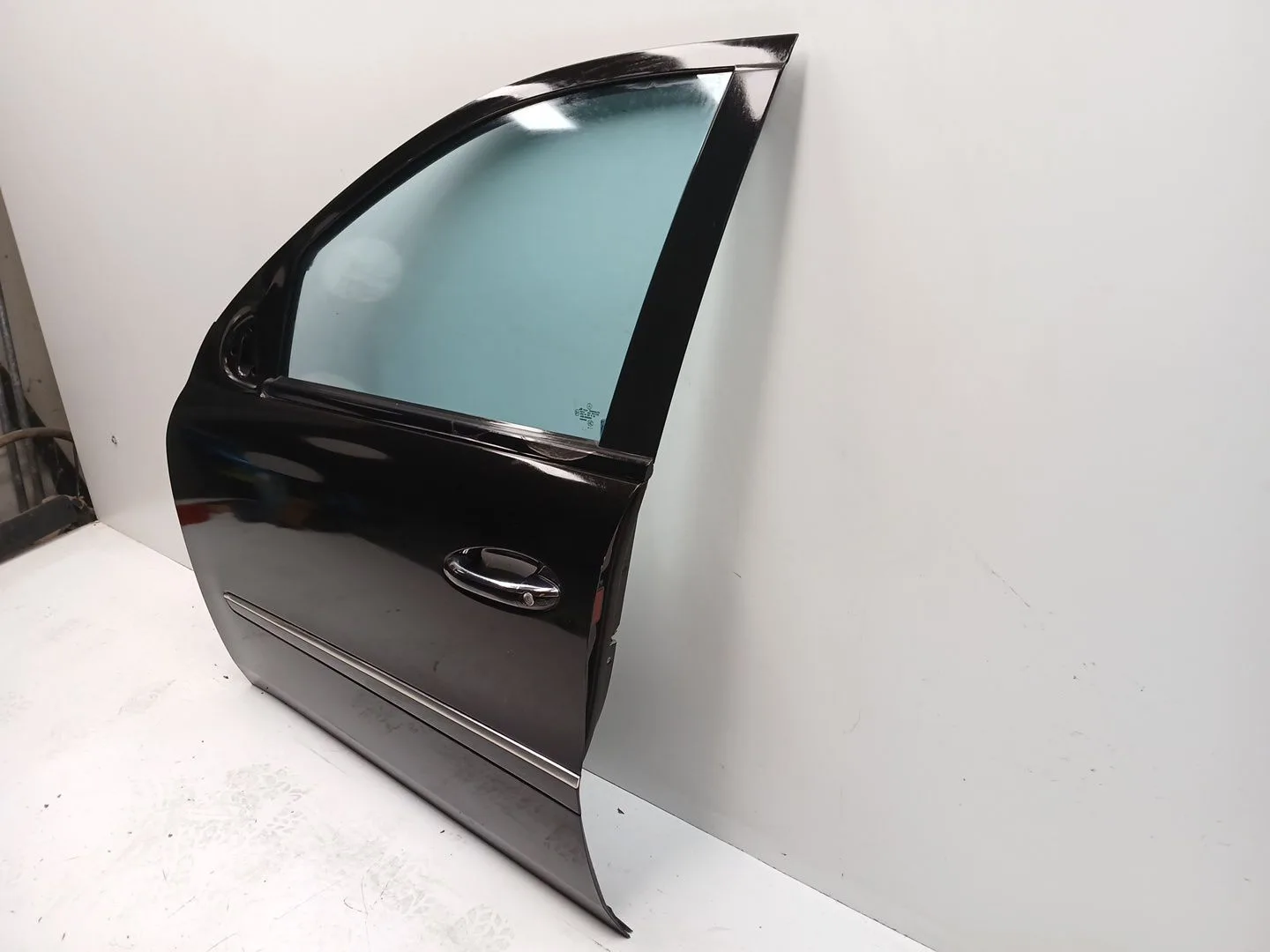 Puerta Delantera Izquierda para Mercedes-Benz Clase M (W164)
