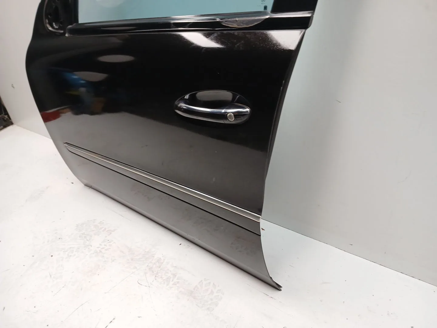 Puerta Delantera Izquierda para Mercedes-Benz Clase M (W164)