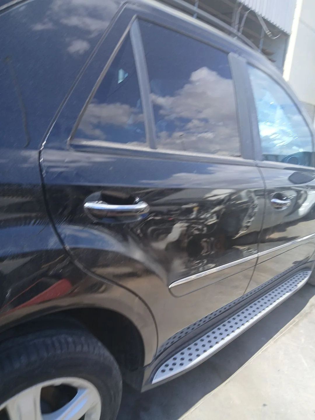 Puerta Trasera Derecha para Mercedes-Benz Clase M (W164)