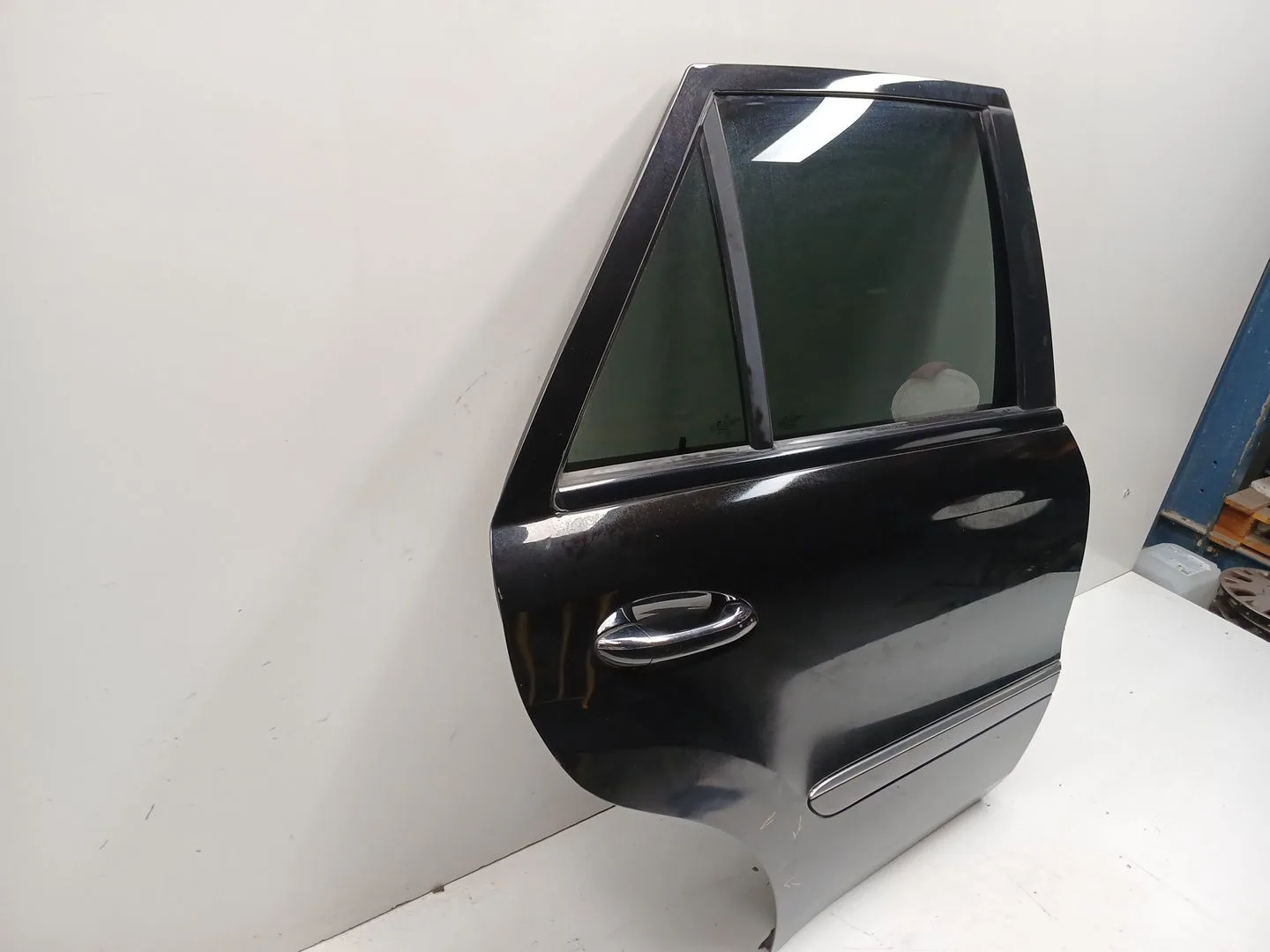 Puerta Trasera Derecha para Mercedes-Benz Clase M (W164)