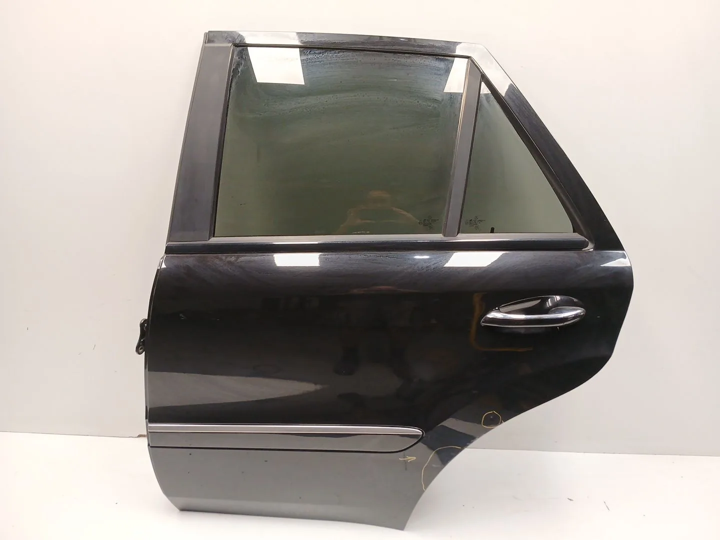 Puerta Trasera Izquierda para Mercedes-Benz Clase M (W164)