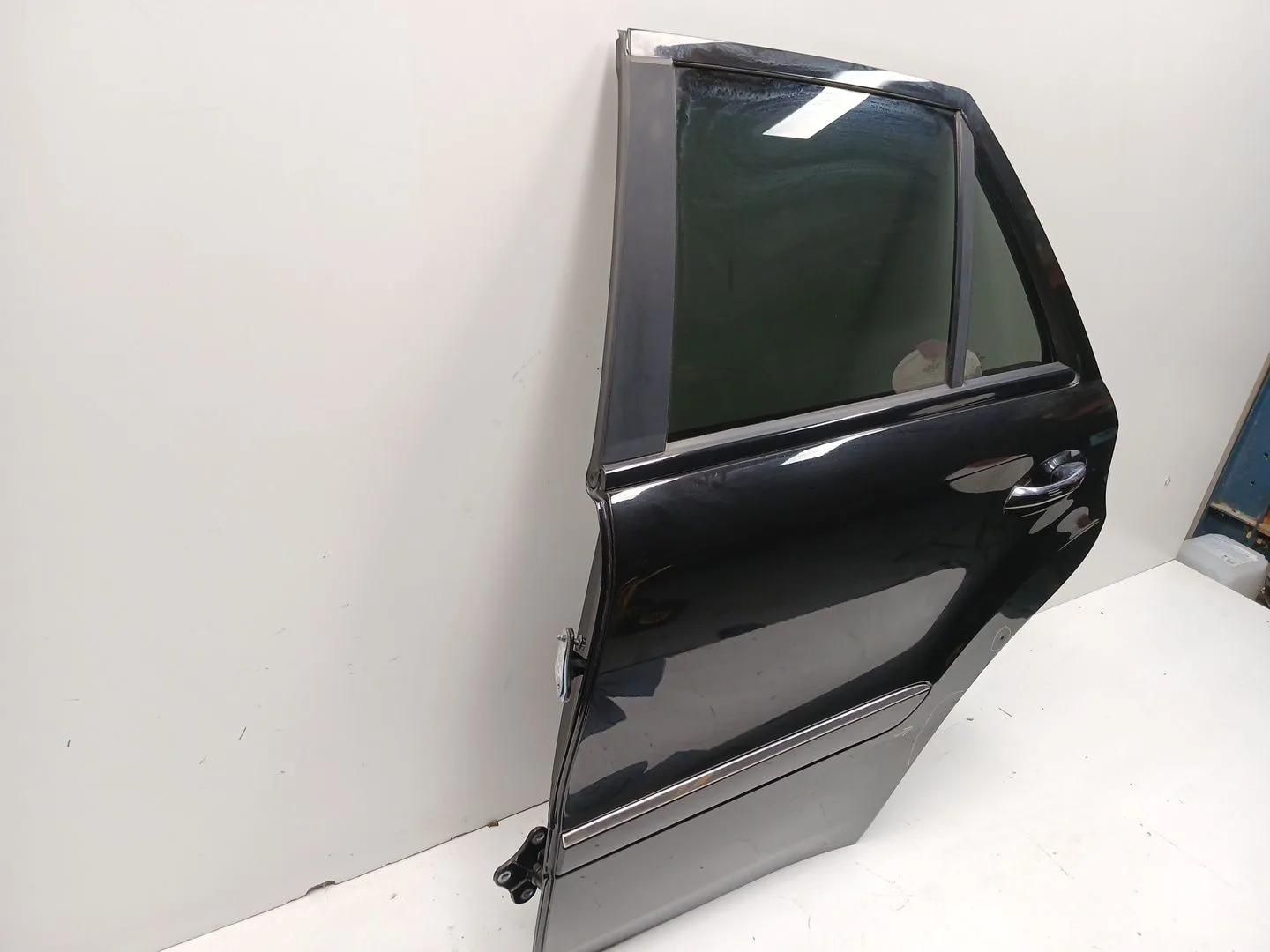 Puerta Trasera Izquierda para Mercedes-Benz Clase M (W164)