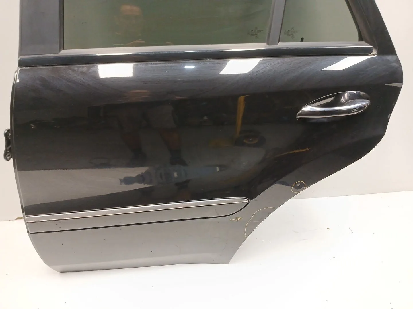 Puerta Trasera Izquierda para Mercedes-Benz Clase M (W164)
