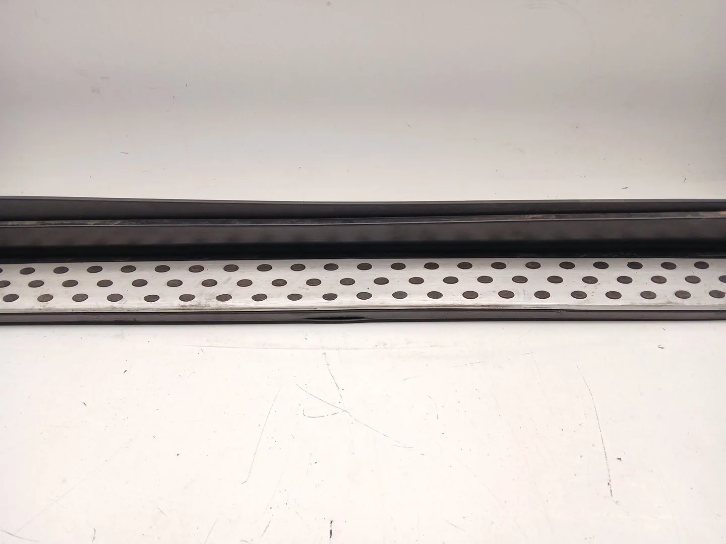 Faldon Lateral para Mercedes-Benz Clase M (W164)