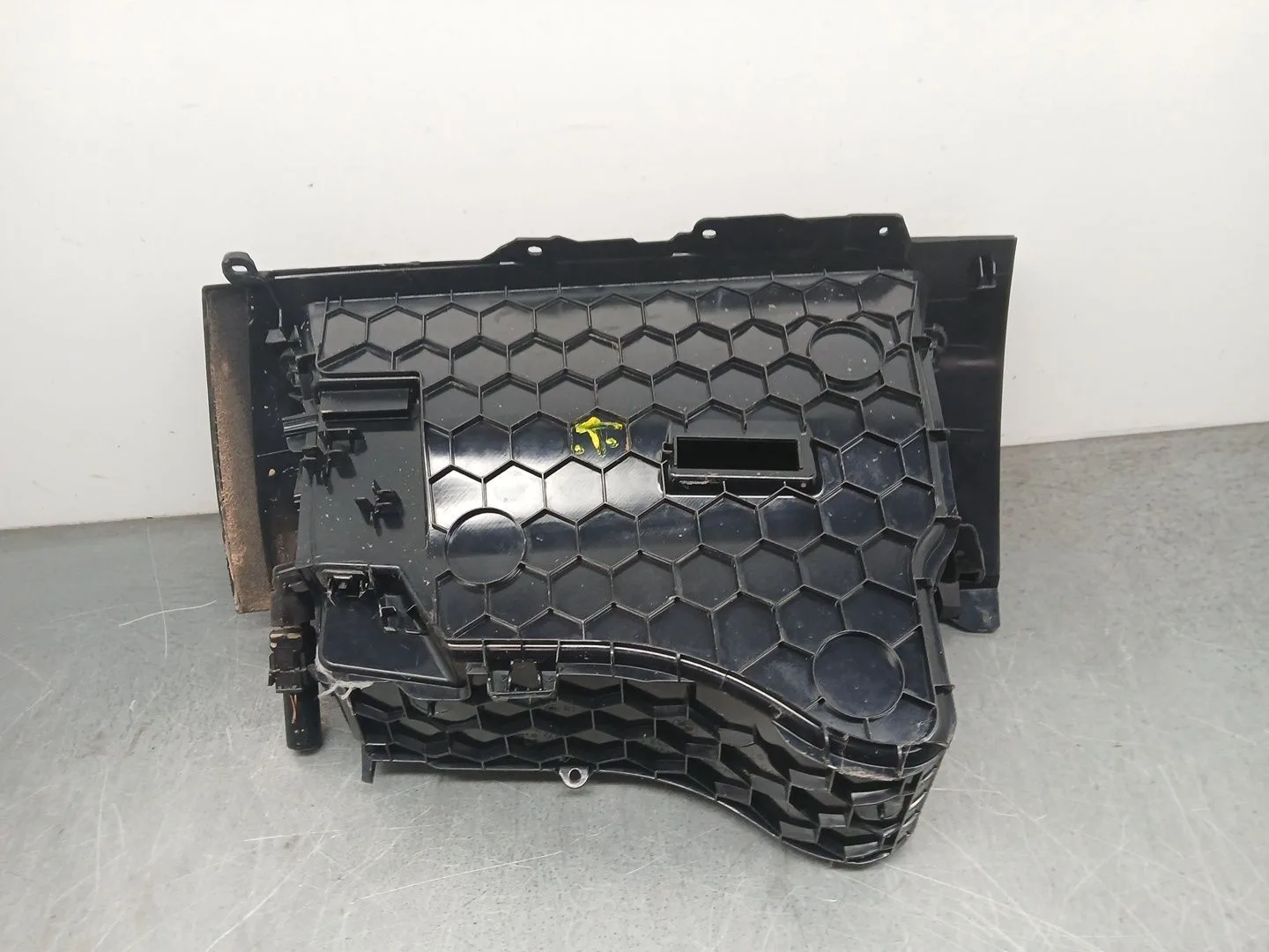Guantera para Bmw 1 (F20)