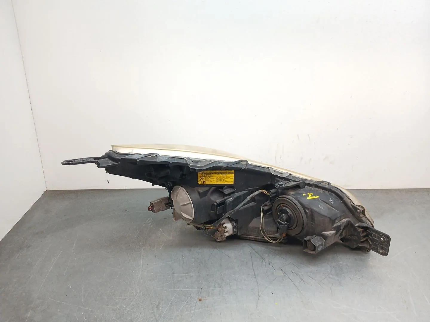 Faro Izquierdo para Subaru Legacy V (Bm)