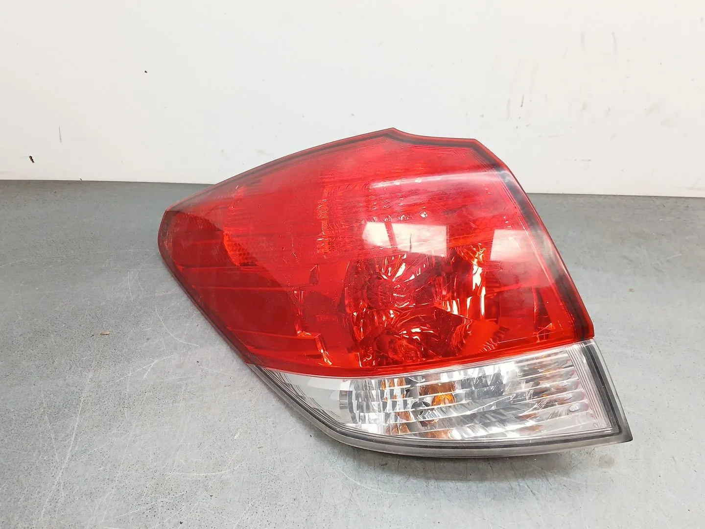 Piloto Trasero Izquierdo para Subaru Legacy V (Bm)