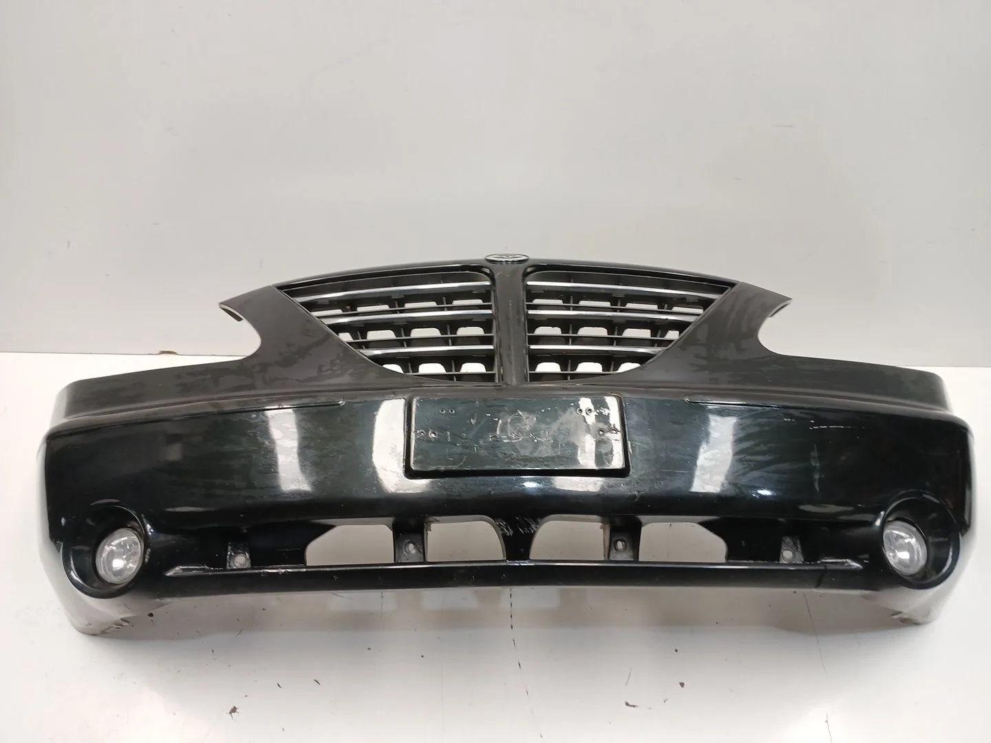 Paragolpes Delantero para Ssangyong Rodius I
