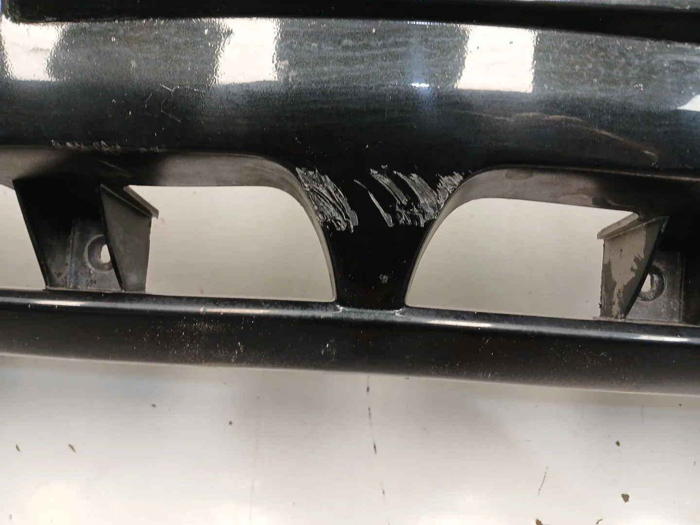 Paragolpes Delantero para Ssangyong Rodius I