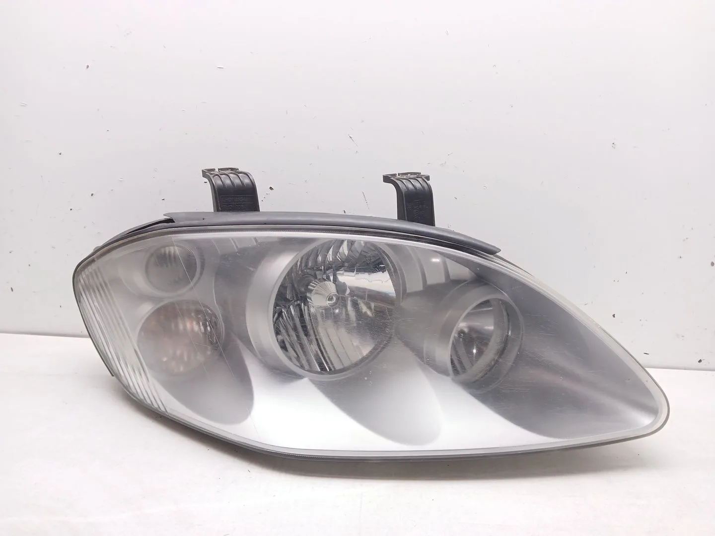 Faro Derecho para Ssangyong Rodius I
