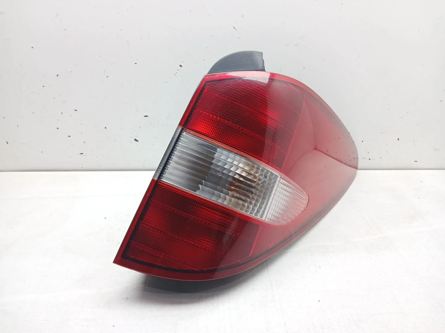 Piloto Trasero Derecho para Ssangyong Rodius I