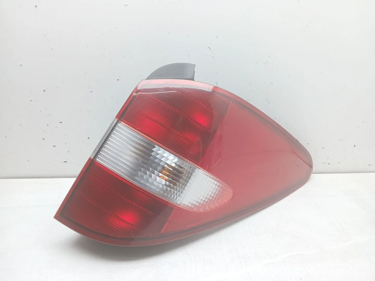 Piloto Trasero Derecho para Ssangyong Rodius I