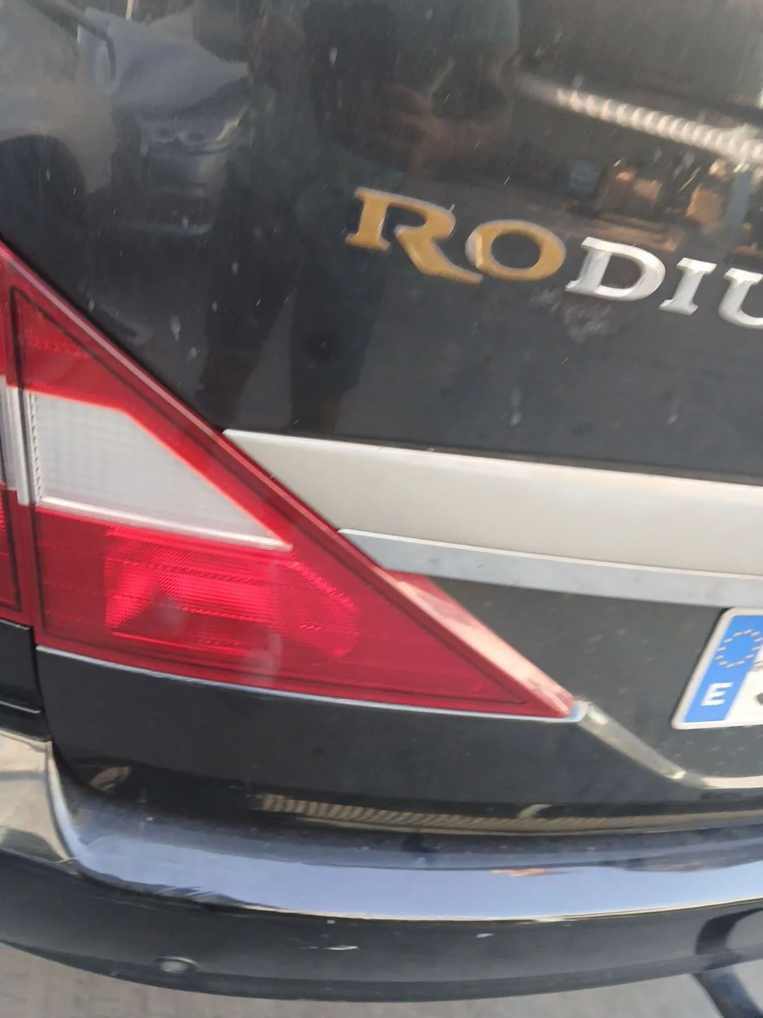 Piloto Trasero Izquierdo Interior para Ssangyong Rodius I