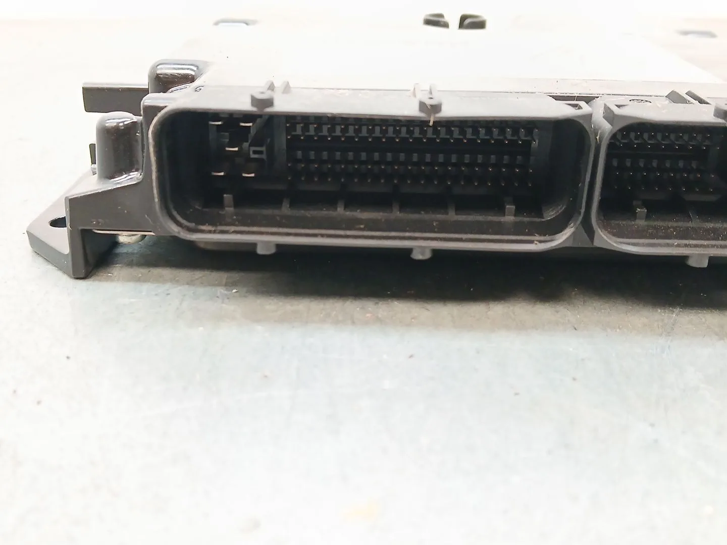 Centralita Motor Uce para Mazda 5 Berl. (Cr)