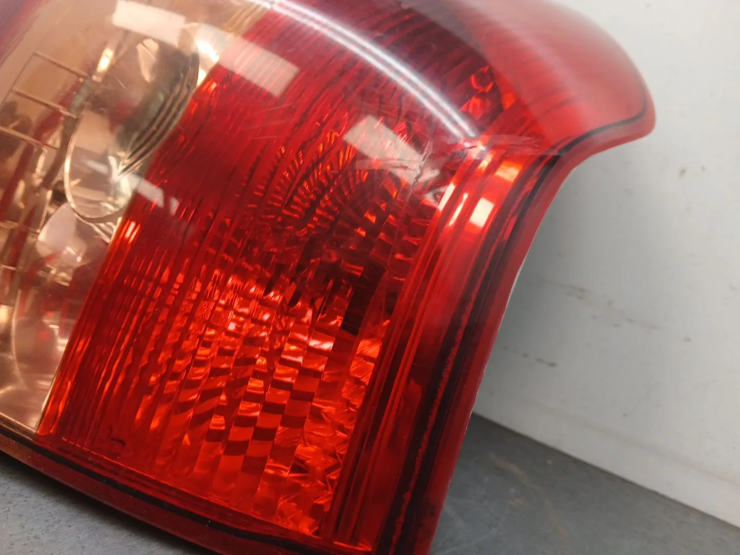 Piloto Trasero Derecho para Toyota Corolla (_E12_)