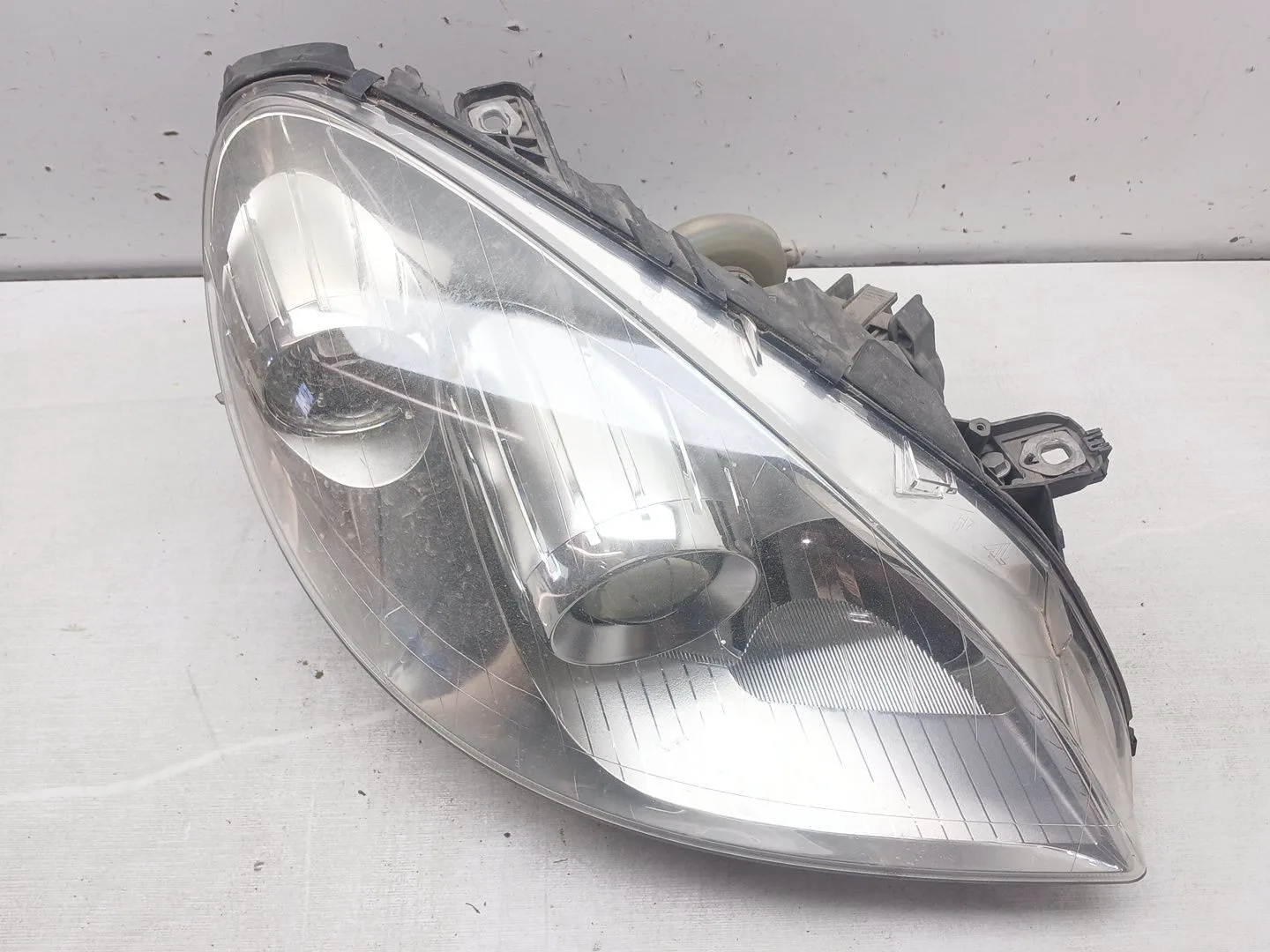 Faro Derecho para Mercedes-Benz Clase B Sports Tourer (W245)
