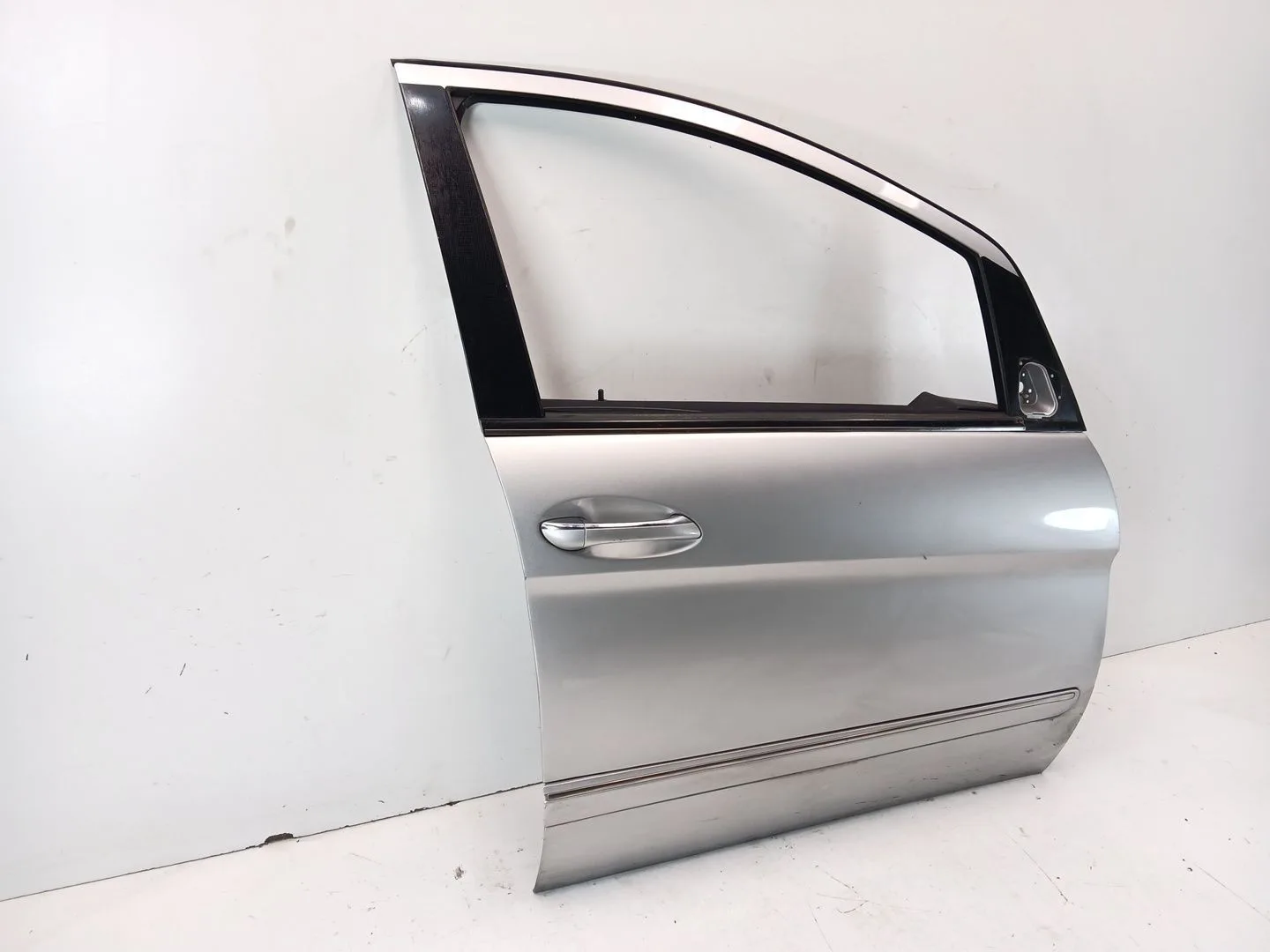 Puerta Delantera Derecha para Mercedes-Benz Clase B Sports Tourer (W245)