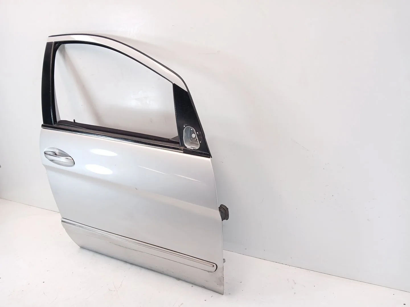 Puerta Delantera Derecha para Mercedes-Benz Clase B Sports Tourer (W245)