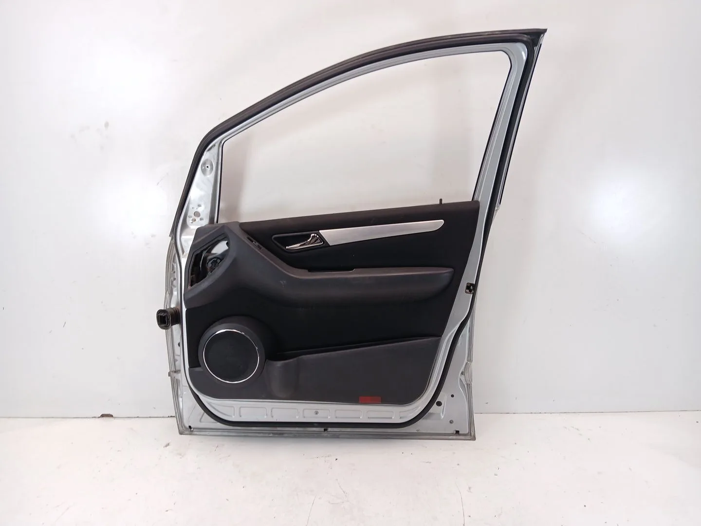 Puerta Delantera Derecha para Mercedes-Benz Clase B Sports Tourer (W245)