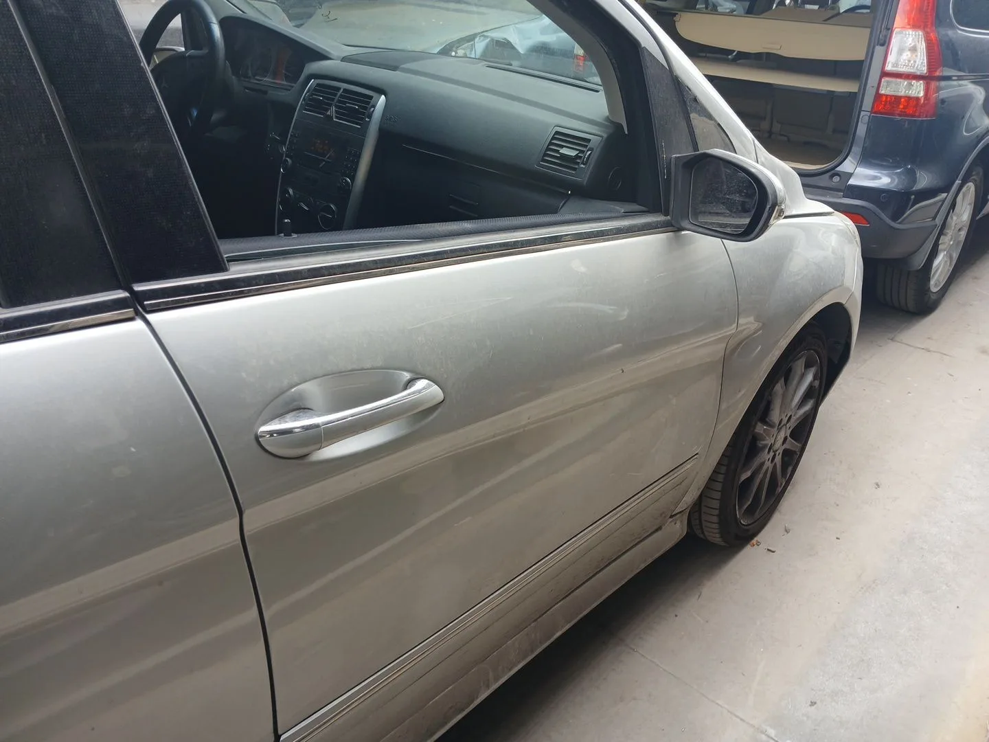Puerta Delantera Derecha para Mercedes-Benz Clase B Sports Tourer (W245)