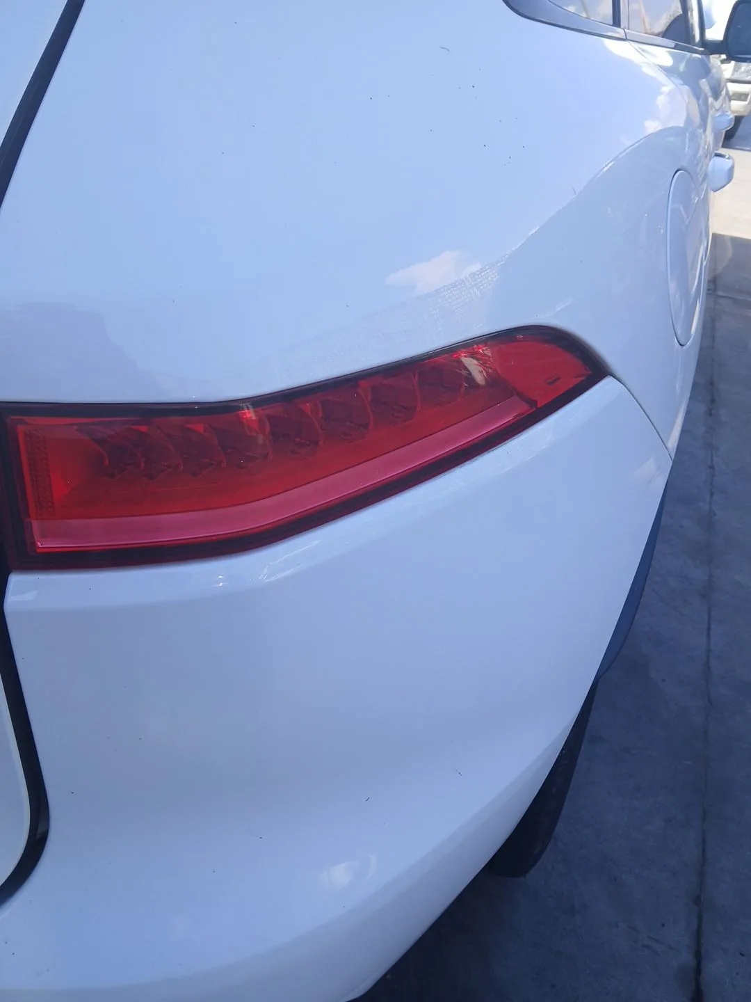Piloto Trasero Derecho para Jaguar F-Pace (X761)