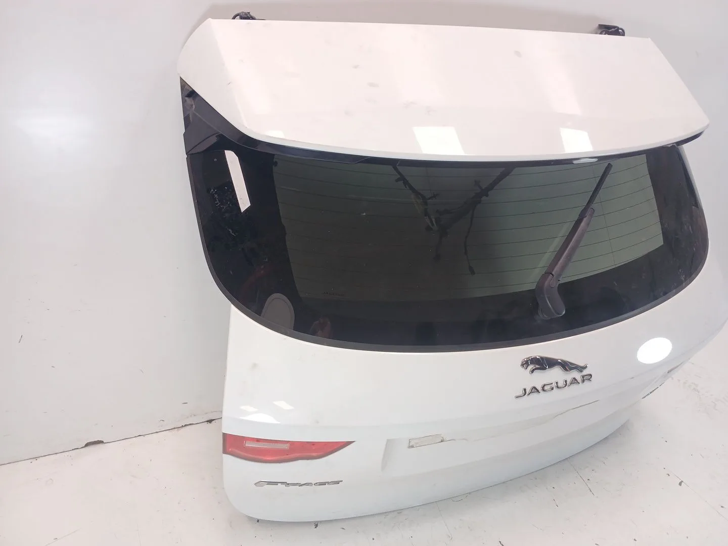 Porton Trasero para Jaguar F-Pace (X761)