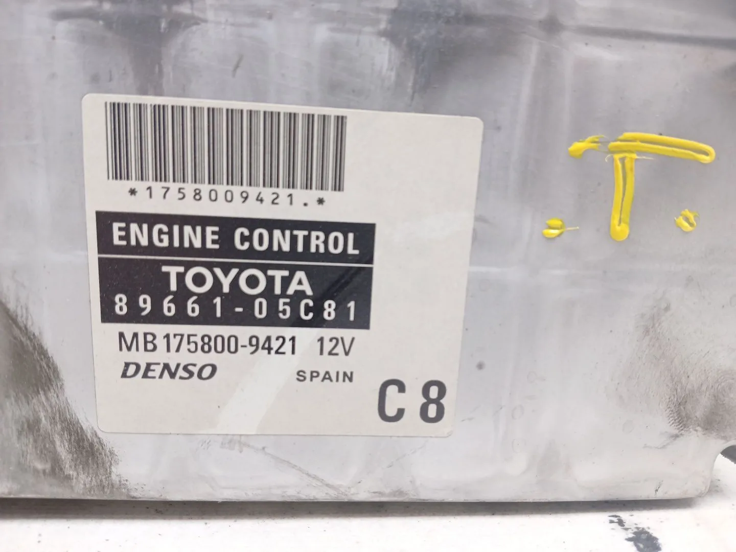 Centralita Motor Uce para Toyota Avensis (_T25_)
