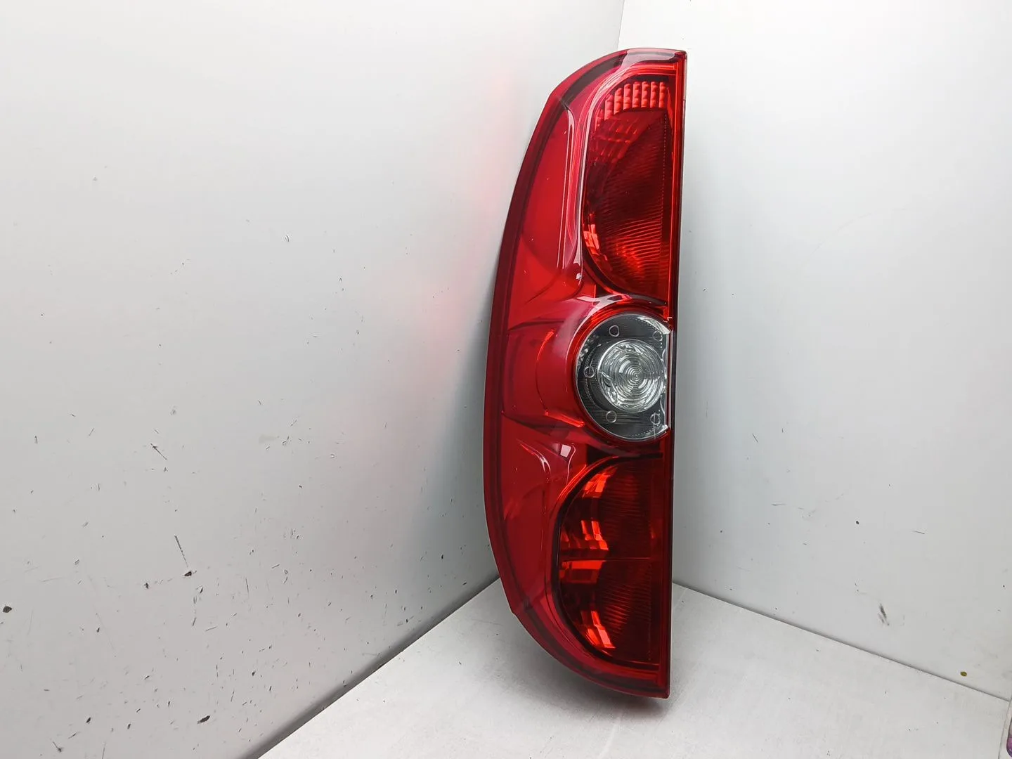 Piloto Trasero Izquierdo para Fiat Doblo Cargo (263_)