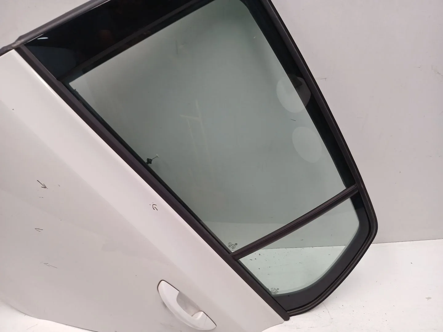 Puerta Trasera Izquierda para Volkswagen Golf Vi (5K1)