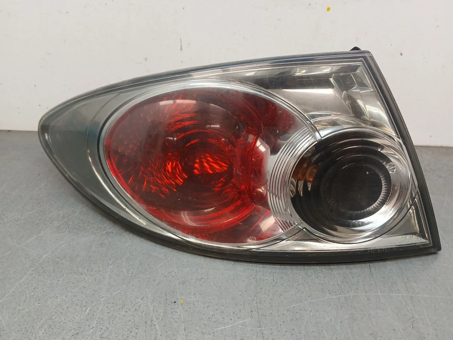 Piloto Trasero Izquierdo para Mazda 6 Hatchback (Gg)