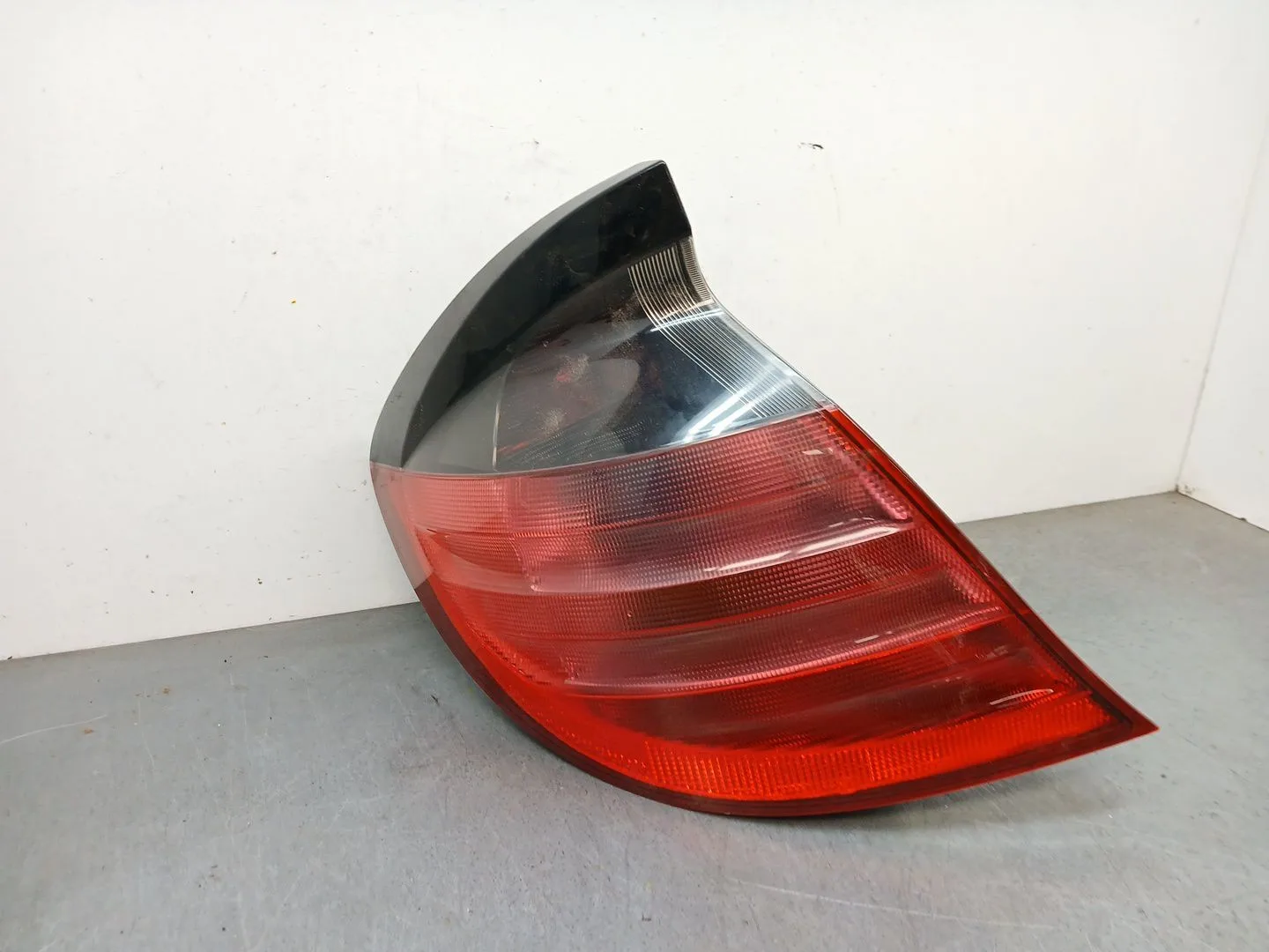 Piloto Trasero Izquierdo para Mercedes-Benz Clase C Coupe (Cl203)