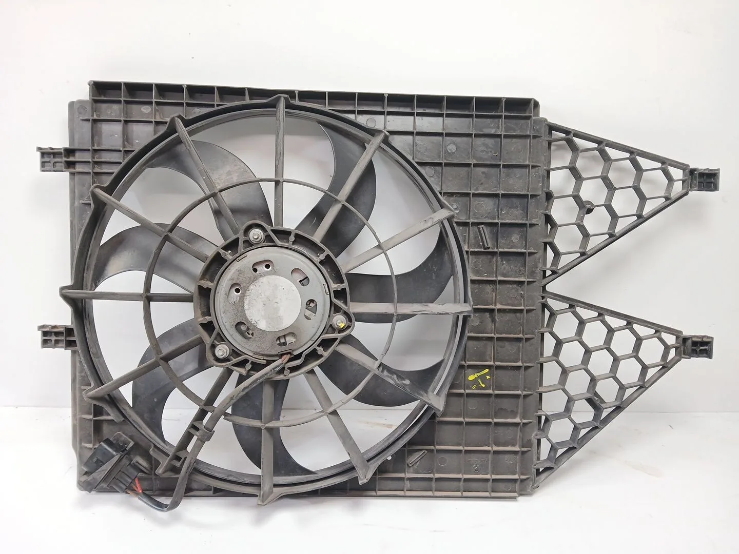 Electroventilador para Seat Ibiza Iv (6J5, 6P1)