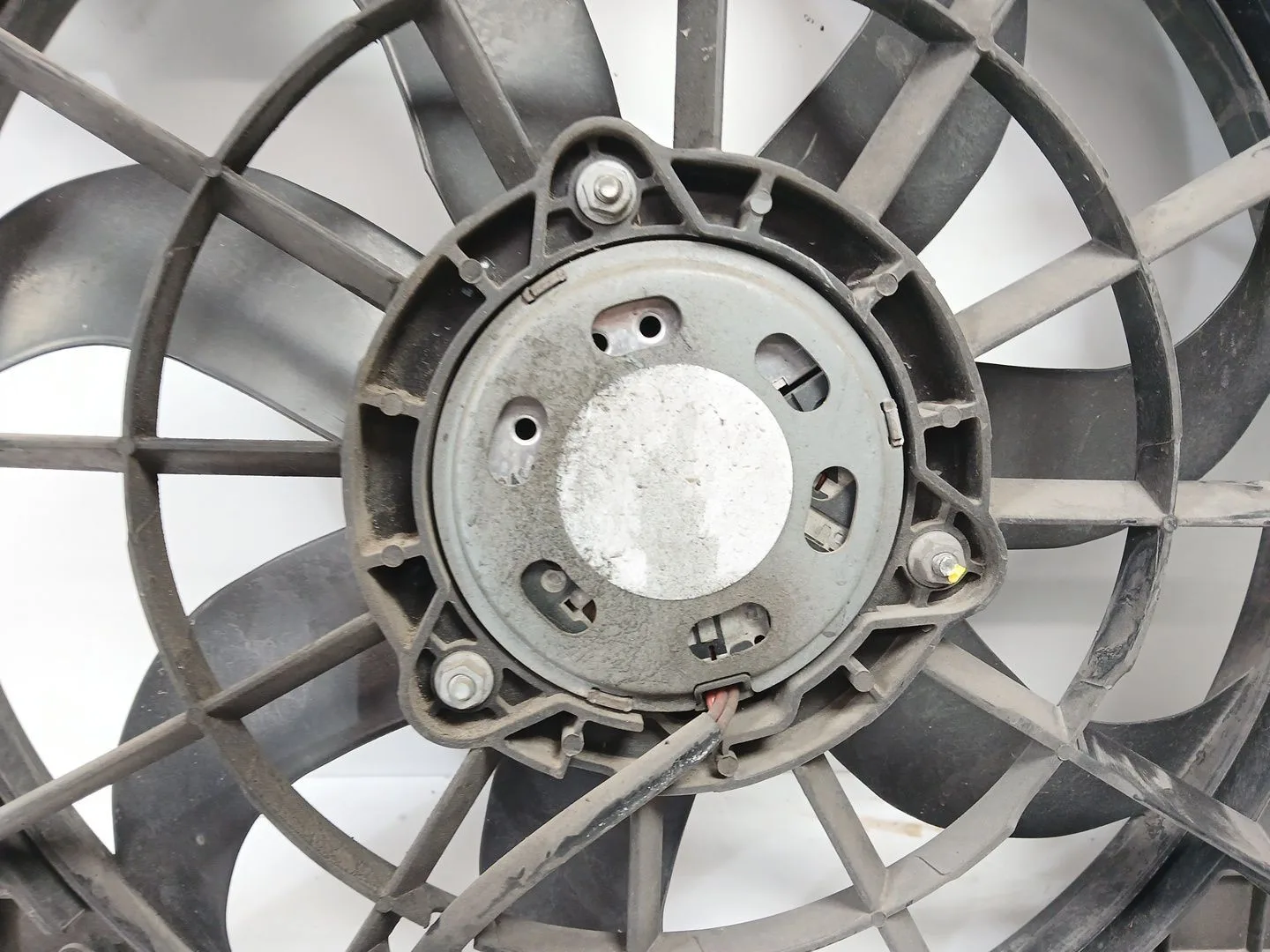 Electroventilador para Seat Ibiza Iv (6J5, 6P1)