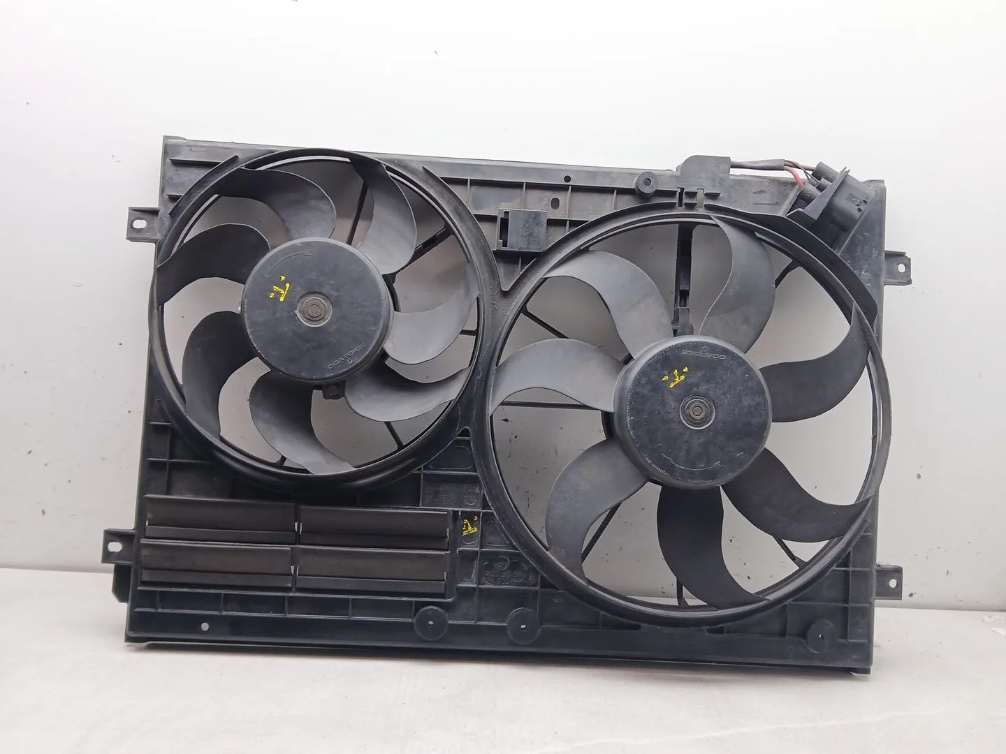 Electroventilador para Volkswagen Passat B6 (3C2)